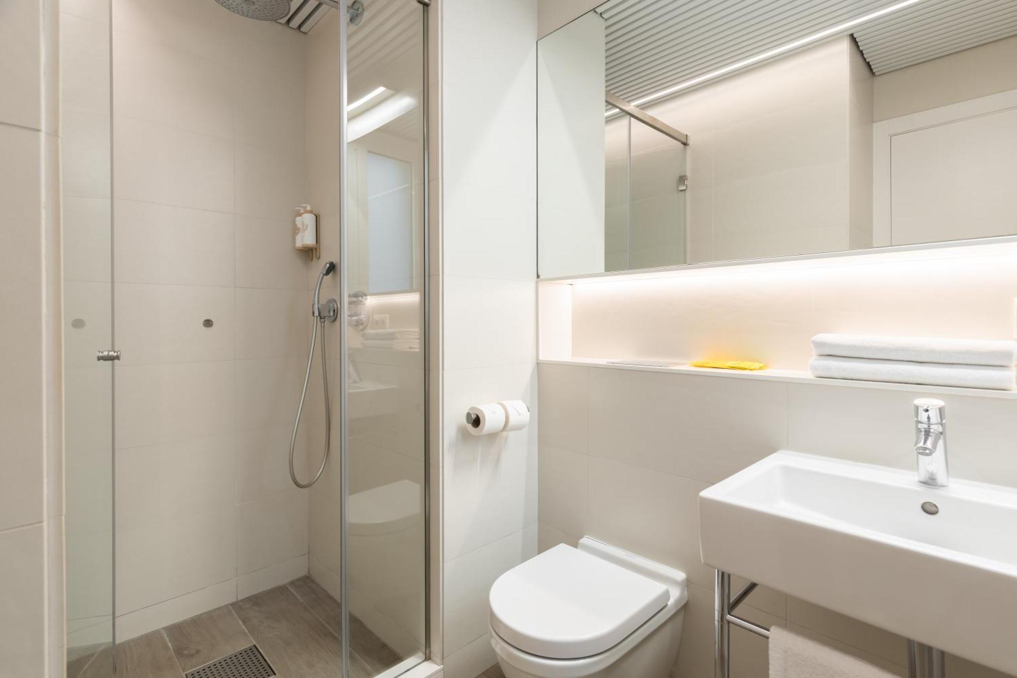 Cosmo Apartments Marina - Auditori Apartment