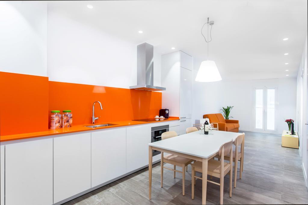 Cosmo Apartments Marina - Auditori Apartment